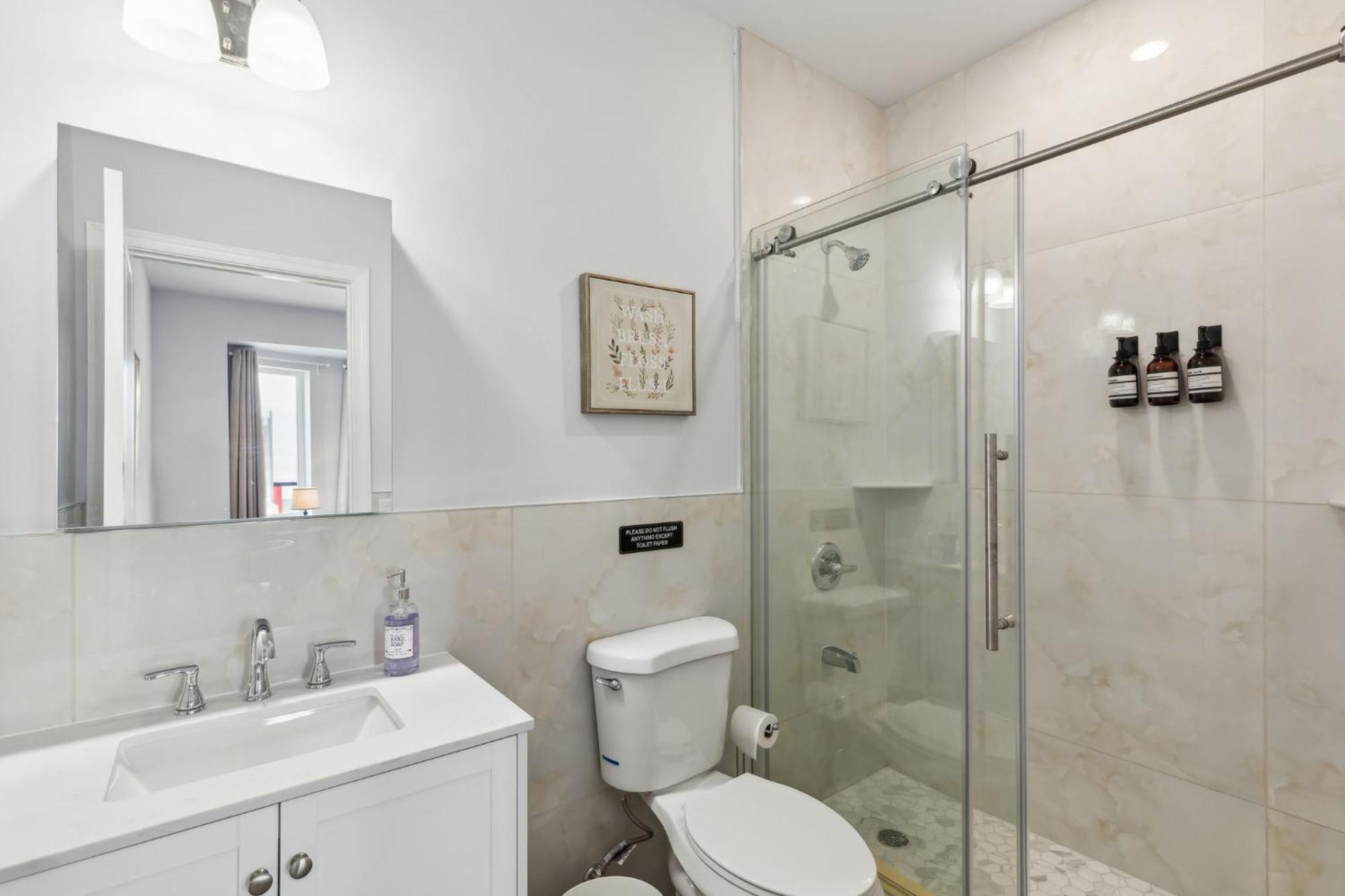 Stay At Luna At Convention Center Philadelphia Bagian luar foto